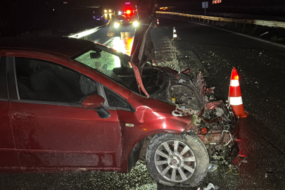 Düzce'de otomobil bariyerlere çarptı: 1 yaralı