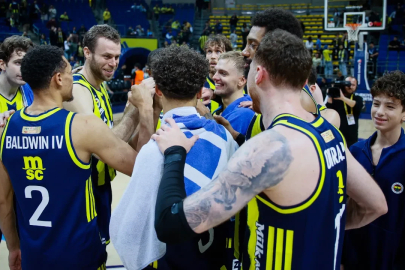 Fenerbahçe Beko Türkiye Sigorta Basketbol Süper Ligi'nde yara sardı!