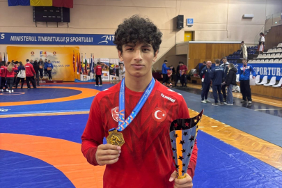 Bursa Belediyesporlu güreşçi Balkan şampiyonu oldu