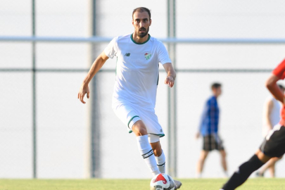 Bursasporlu futbolcuda yırtık şüphesi!