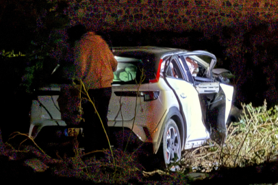 Diyarbakır'da polisin dur ihtarına uymayan araç faciaya davetiye çıkardı: 7 yaralı