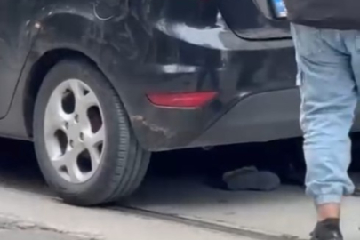 Eskişehir'de otomobilin altında kalan 8 yaşındaki çocuk yaralandı