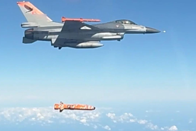 Milli seyir füzesi SOM-J'nin atış testi başarıyla tamamlandı