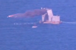 Milli seyir füzesi SOM-J su üstü hedefi tam isabetle vurdu!