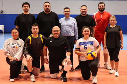 Bursa Nilüfer Belediyesi çalışanları filede ter döktü