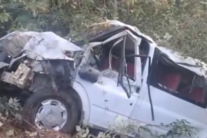 Ordu'da minibüs şarampole devrildi: 11 yaralı