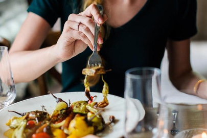 Yemek uygulamasındaki açığı fark edip 1 milyon TL zarara uğrattı!