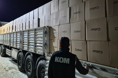 Kırşehir'de 9 milyon 800 bin adet mükerrer bandrollü makaron ele geçirildi