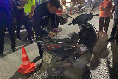 Antalya'da devrilen motosikletin sürücüsü ağır yaralandı