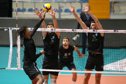 Bursa Büyükşehir Belediyespor kupa ve ligde başarı hedefliyor