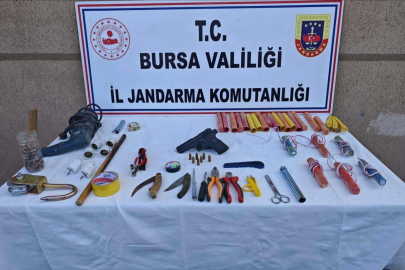Bursa'da definecilerin zulasından cephanelik çıktı