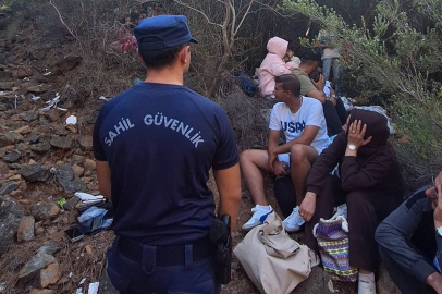 Muğla'da Boncuklu koyunda 29’u çocuk 59 düzensiz göçmen ve 3 göçmen kaçakçısı yakalandı