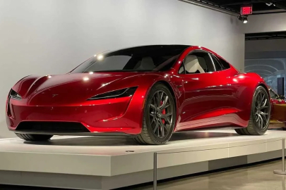 Elon Musk sözünü tutamadı! 'Tesla Roadster' iptalinde kapora iadesi krizi