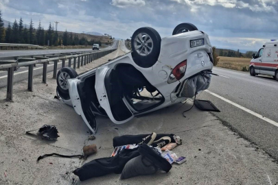 Kütahya'da kaza yapan araçtan fırlayan teker başka bir araca çarparak kazaya neden oldu