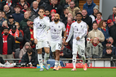Manchester United, Liverpool deplasmanında galip