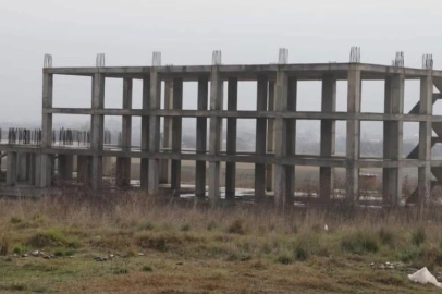 Balıkesir Gönen'de fakülte inşaatı yıllardır tamamlanamıyor: Hayırsever desteğiyle başlatılan proje sessizliğe büründü