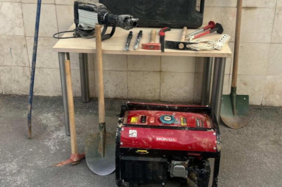 Bursa'da kaçak kazı yapan kişiler kıskıvrak yakalandı!