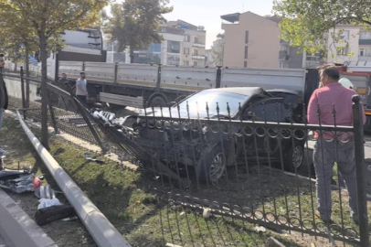 Bursa'da attığı makas kaza getirdi! Yaralılar var...