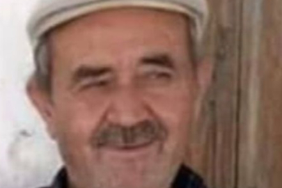 Aksaray'da aydınlatma direğine çarpan otomobil hurdaya döndü: 1 ölü, 1 yaralı