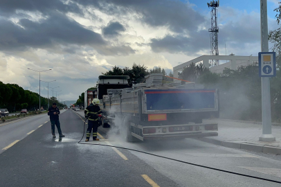 Muğla'da freni tutmayan TIR’ın balataları yandı