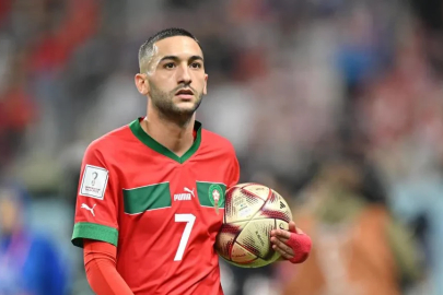 Hakim Ziyech imzayı attı: Transfer resmen açıklandı!
