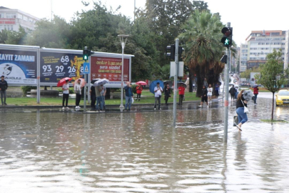 İstanbul'da okullar tatil edildi! Valilik saat vererek duyurdu