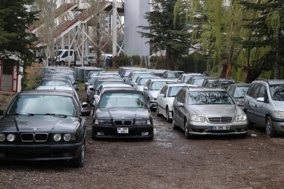 İstanbul merkezli 12 ilde "change" araç operasyonu: 74 gözaltı