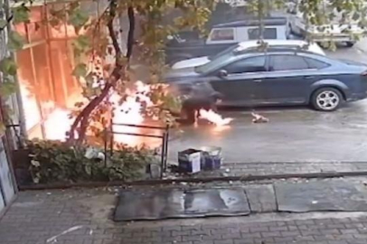 Oto tamirhanesinde çıkan yangından son anda kurtuldular