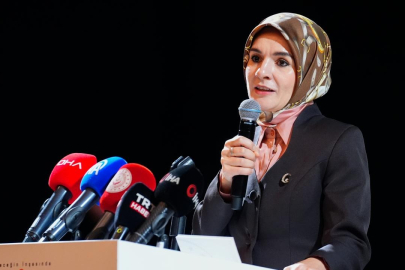 Bakan Göktaş: Çocuklarımıza dijital dünyayı sağlıklı kullanabilme becerileri kazandırıyoruz