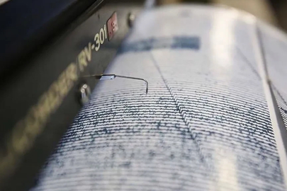 Doğu Timor'da şiddetli deprem