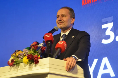 Fatih Erbakan: 60 milyon Müslüman'ın kurtarılma sorumluluğu omuzlarımızdadır