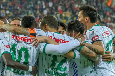 Konyaspor geriye düştü ama pes etmedi: Ankara'da 3 puan geldi!