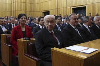 'Meloni' yasası için MHP'de düğmeye basıldı: Önce Bahçeli'nin masasına gelecek!