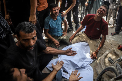 Soykırımcı İsrail'in Gazze'ye saldırılarında can kaybı son 48 saatte 8 artarak 68 bin 527'ye çıktı