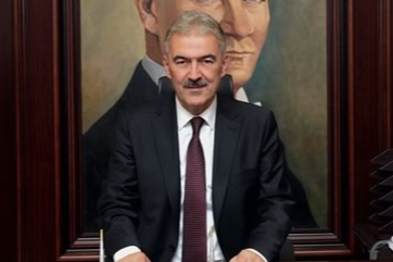 Bursa Valisi Ayyıldız'dan 29 Ekim Cumhuriyet Bayramı mesajı