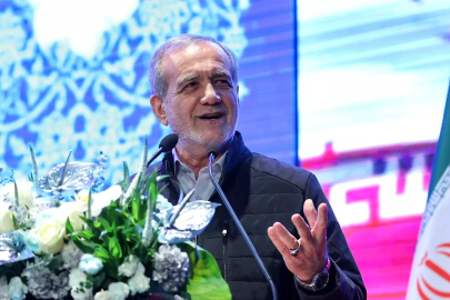 Pezeşkiyan, EİT üyelerine 'Ortak Polis Gücü' çağrısı yaptı