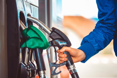 Türkiye'de 600 şubesi olan petrol devi satılıyor!