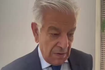 Pakistanlı Bakan Asif'ten Taliban'a sert uyarı