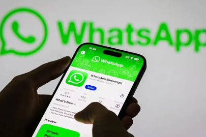 WhatsApp profiline kapak fotoğrafı ekleme devri başlıyor