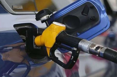 Benzine zam geliyor: Yarından itibaren geçerli olacak!