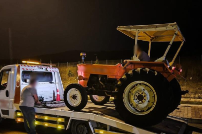 Bursa'da traktörle seyir halindeki sürücü ceza yedi!