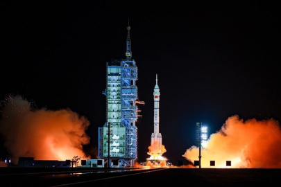 Çin uzay istasyonuna göndereceği yeni taykonot ekibini açıkladı