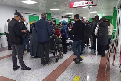 Erzurum'da okul çıkışı merdivenlerde izdiham: 23 öğrenci yaralandı