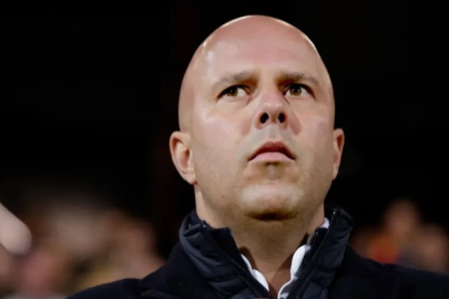 Liverpool'da Arne Slot kararı: Yerine geçecek isim duyuruldu!