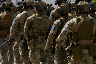 BM, Bosna Hersek'te EUFOR'un görev süresini 1 yıl daha uzattı