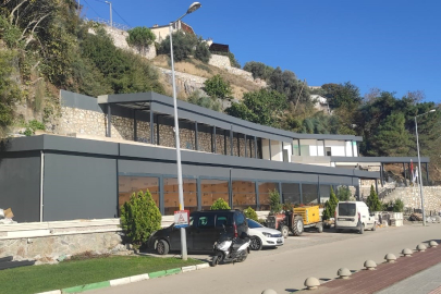 Bursa'da belediyenin inşaatı tartışma çıkardı! Araç bağışı iddiası...