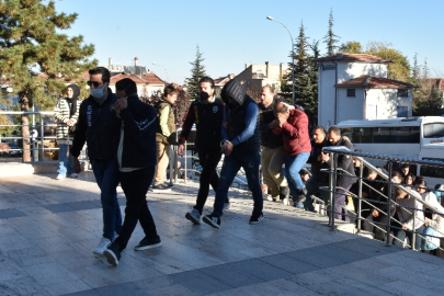 Bursa dahil 19 ilde dolandırıcılık operasyonu: 39 şüpheli yakalandı!