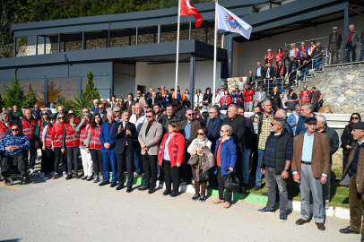 Bursa Gemlik'te durdurulan kafe inşaatı tartışmalara yol açtı