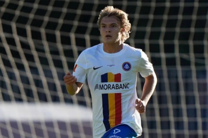 Efe Akman, İspanya'daki ilk maçında yapacağını yaptı!