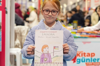 Bursa'da 9 yaşındaki Aslıhan, yazdığı hikaye kitabının gelirini Filistin'e bağışlayacak